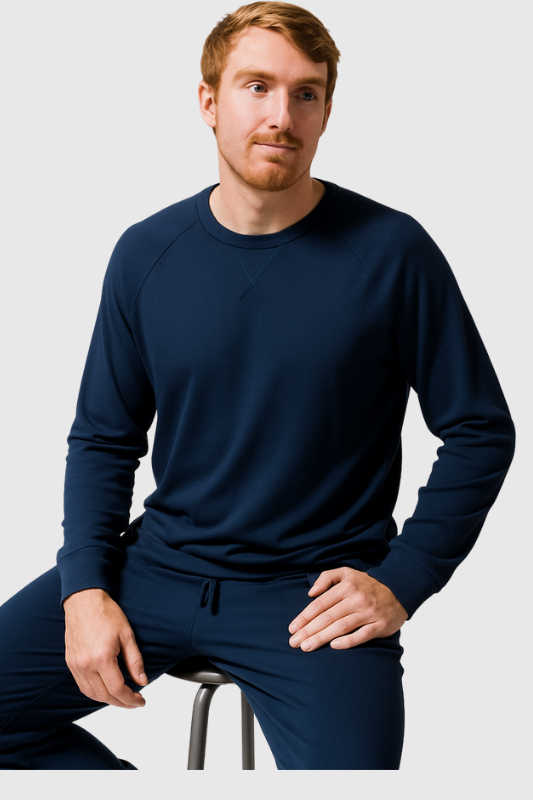 The Ease Pullover — Navy